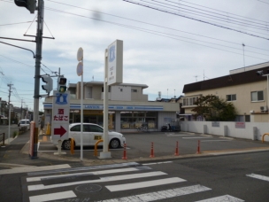 【コンビニ】ローソン山科一本道店 945m 周辺環境
