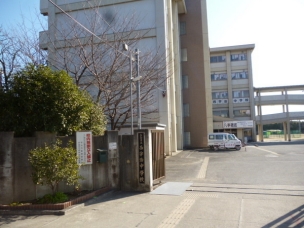 【中学校】宇治市立西宇治中学校 542m 周辺環境