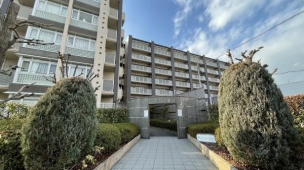 アルス京都六地蔵リスタシア 外観